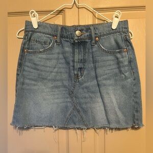 Stylish Blue Denim Mini Skirt